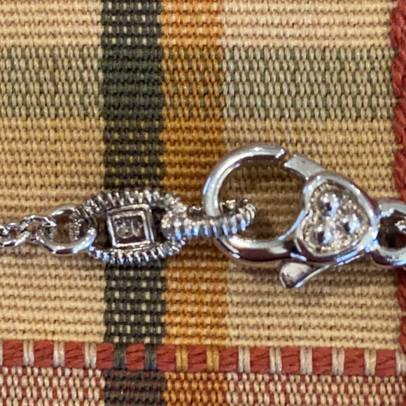 Authentic Judith Ripka necklace - Picture 3 of 7